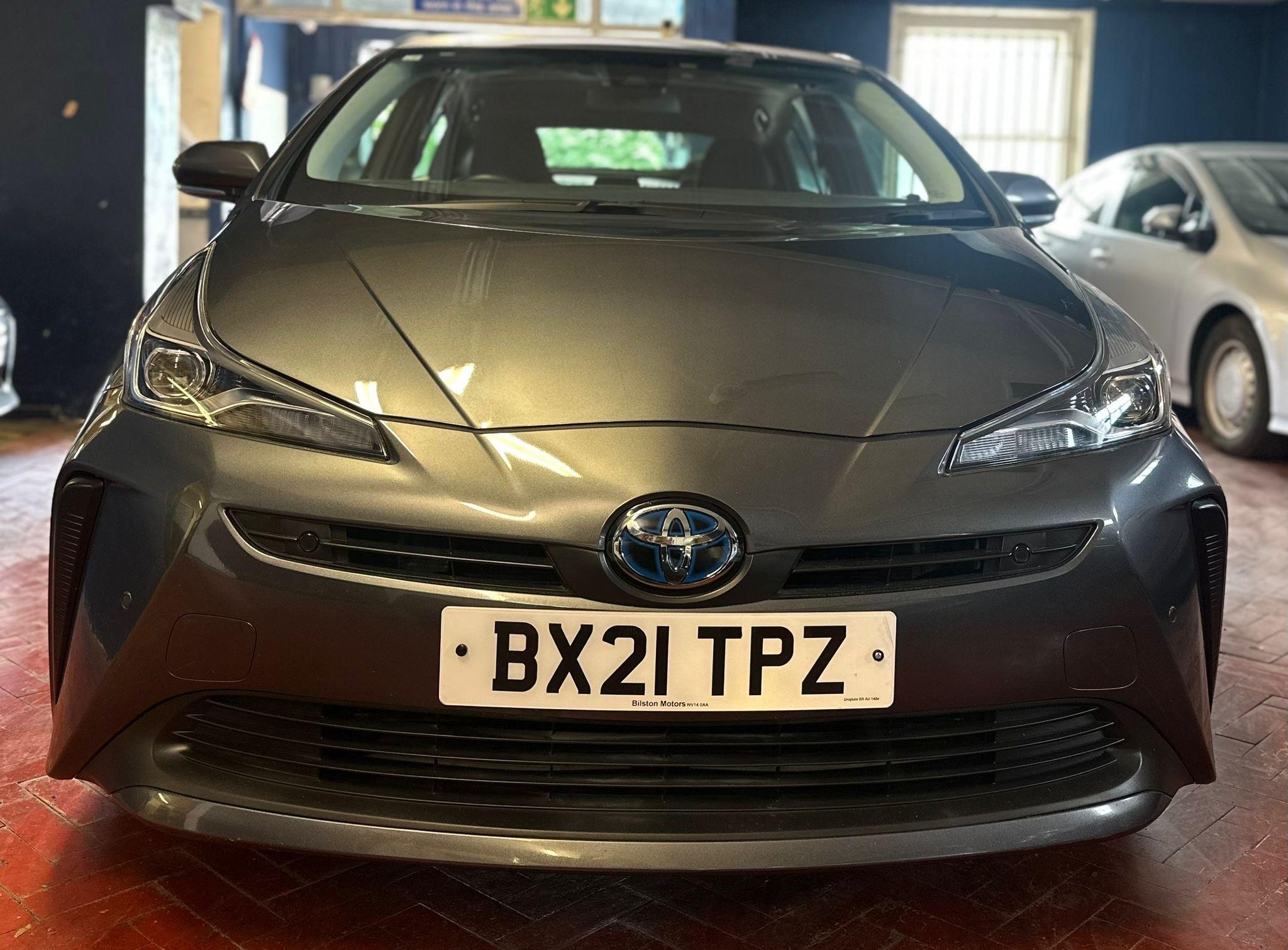 Toyota Prius - Hybrid 1.8 Business Edition VVhT-I 5dr Image